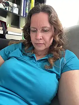 AnnikaRoseのライブXXXチャット