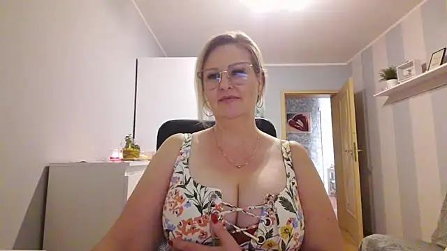 Chat +18 de DianaLive ao vivo