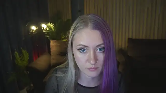 DramaQuenns Live XXX Chat