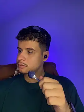 BjornSteel Chat XXX live