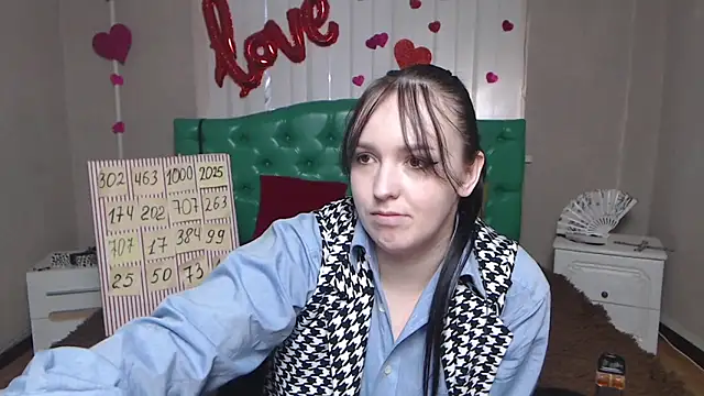 IsabelBlackberry Chat XXX in diretta