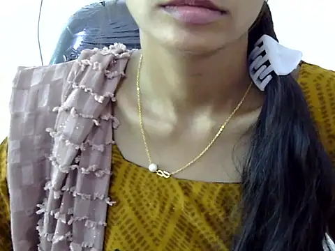 Kulsum_S 现场XXX聊天