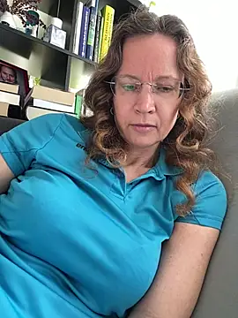 AnnikaRose Chat XXX in diretta