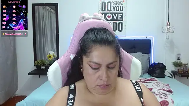 Chatroom XXX en direct de Keyla01_