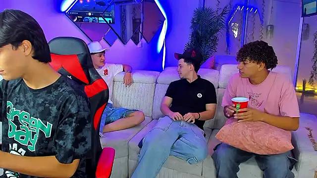 دردشة Houseofwarrios الجنسية المباشرة