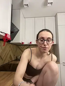 MartiniiSelenna Adlı Modelin Canlı XXX Sohbeti