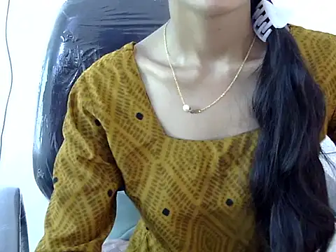 Kulsum_S – Live XXX-chat