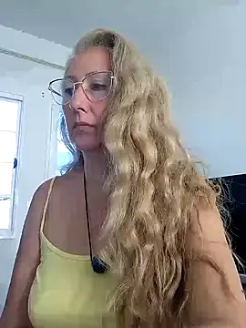 MILEIDE980 Chat XXX in diretta