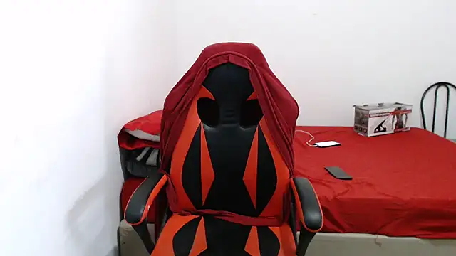 madelyn30: онлайн-секс-чат