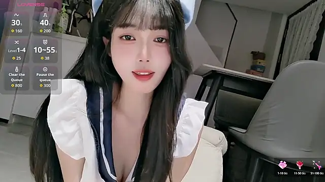 sansan-666 Chat XXX in diretta