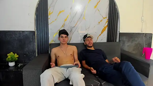 Онлайн чат XXX Angel_Villareal