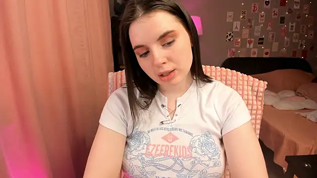 Jenny_Lebelle Chat XXX in diretta