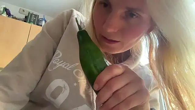 s-te-fan-i Webcamshow