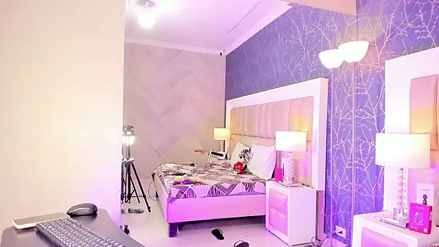 Czat XXX na żywo – HatsaJones