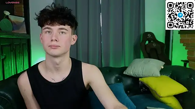 Cute_Mike Live XXX-chat