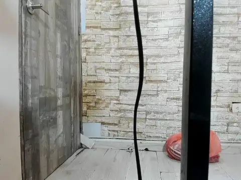 Chat +18 de Shara_Oz ao vivo