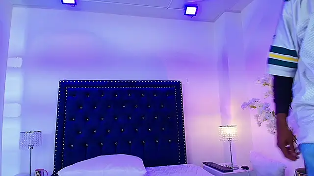 Cristal_and_luke Webcamshow