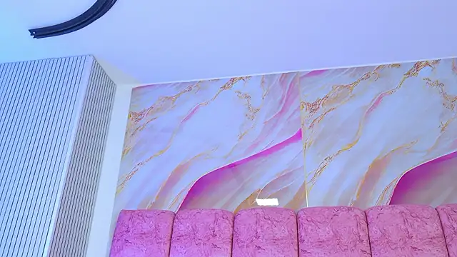 emmacurvy live XXX chat