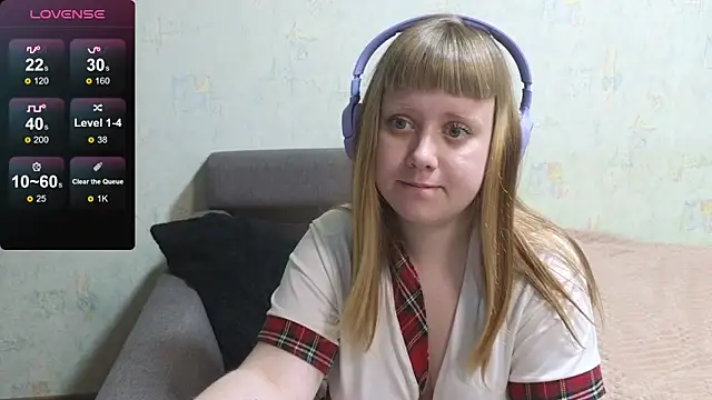 June_shy0: απευθείας συνομιλία ΧΧΧ