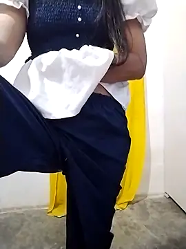 Cute-Naavya élő XXX-chatje