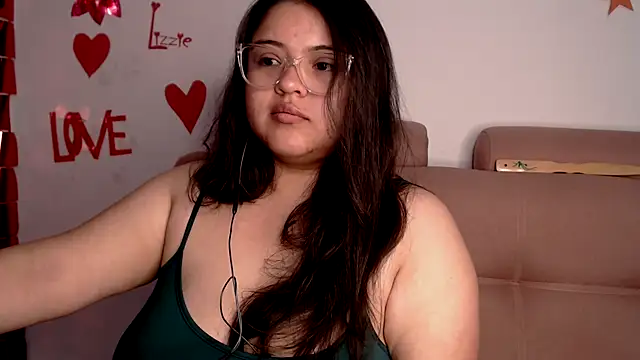 lizzie_c Chat XXX live