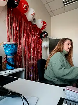 XXX chat uživo modela Juicy_PeachLux