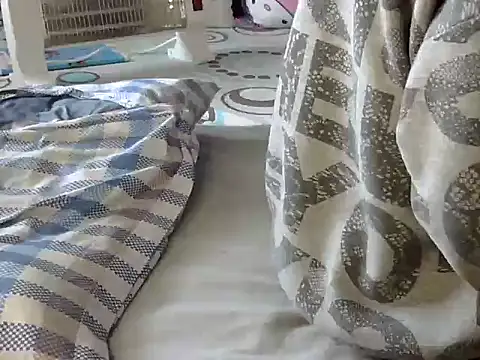 XXX chat uživo modela Playroom_queen