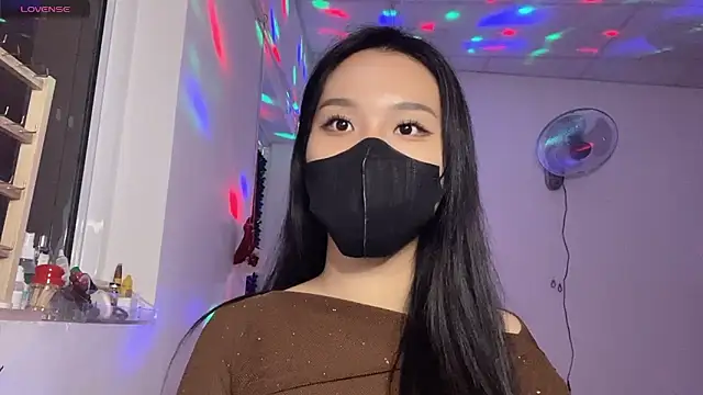 Tieu-MayのライブXXXチャット