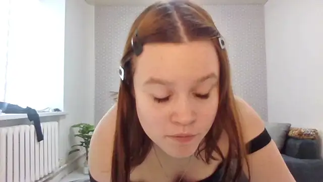 AmmymiaのライブXXXチャット