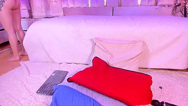 Chatroom XXX en direct de Naomistart