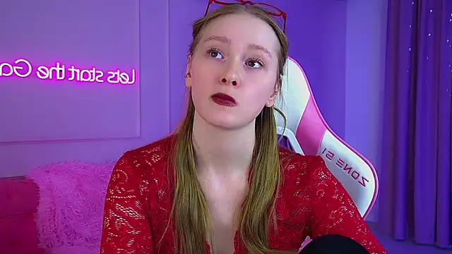 Chat +18 de AgataFoxley ao vivo