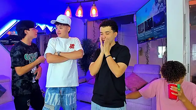 Houseofwarrios 现场XXX聊天