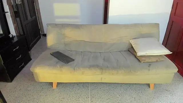 Pokazy przed kamerką – Vlad__night