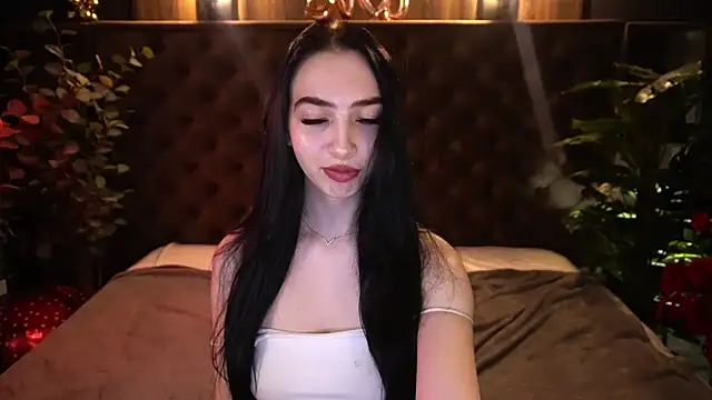 WildKittenX_'s Live XXX Chat