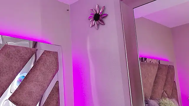 Chat +18 de JaneeDaviss ao vivo