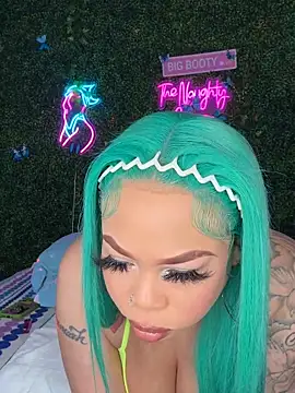 Chat XXX en directo de RenaThickAss