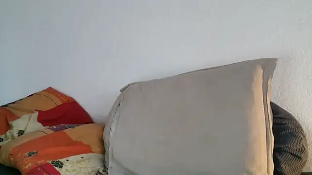 young_swisscouple webcam show