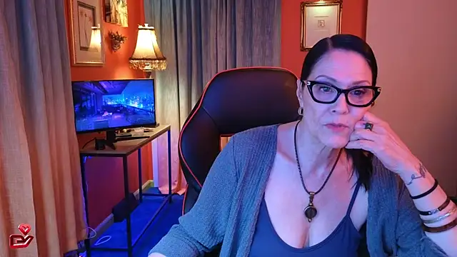 دردشة Jujutopia الجنسية المباشرة