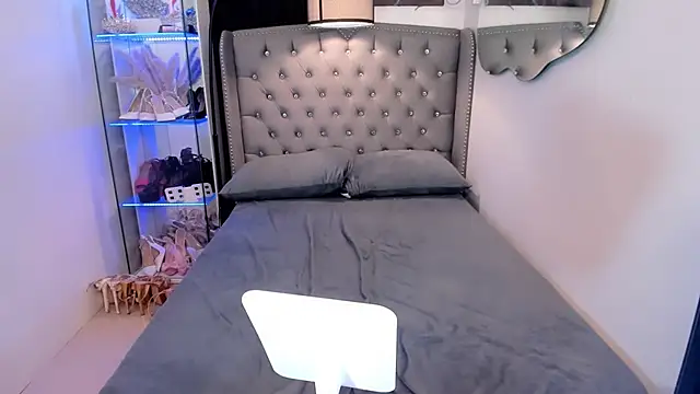 Lars_empress: απευθείας συνομιλία ΧΧΧ