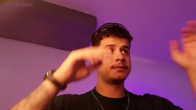 BjornSteel webkamerás műsora