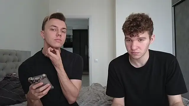 Pertunjukan Kamera Web boys_sobolisha