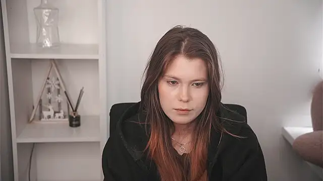 MarnieWootan: онлайн-секс-чат