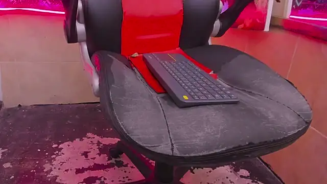 Show modela alex_blasze na web-kameri