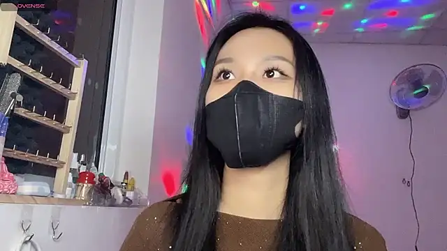 Chat +18 de Tieu-May ao vivo