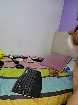 Scarlet_curly8a লাইভ XXX চ্যাট