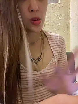 __BabyShowPublic__: онлайн-секс-чат