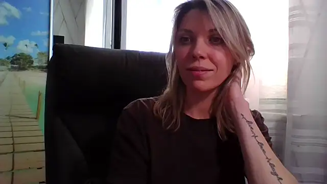 แชท XXX สดของ VelvetLove287