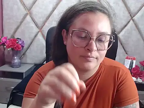 Živý XXX chat Sarah_Boobs_