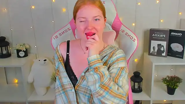 Jinny_Ginger live XXX chat