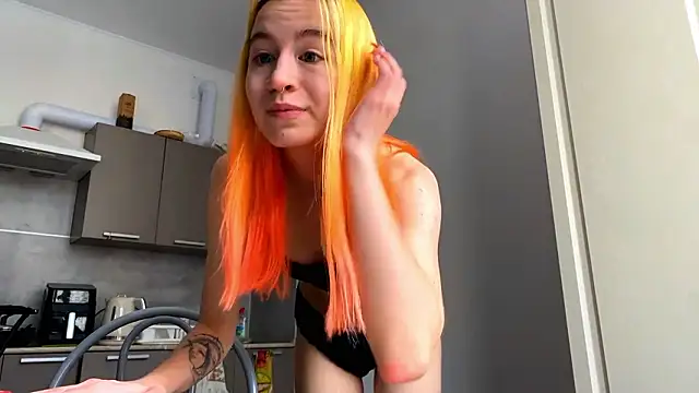 EmilyHein live XXX chat